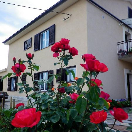 Apartments Rusin Linardići المظهر الخارجي الصورة